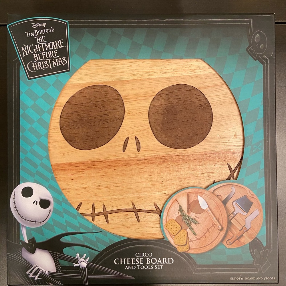 Nightmare Before Christmas Cheese Board Tools Set - Picture 2 of 5